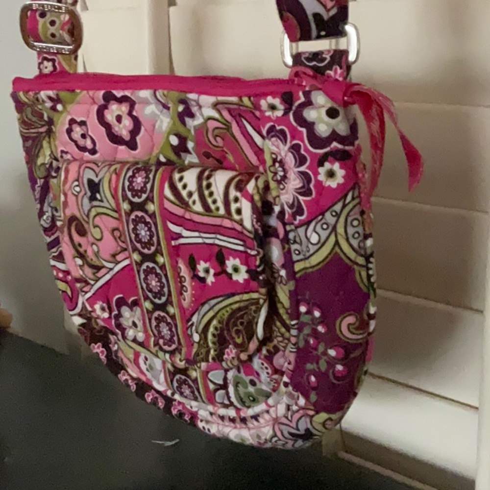 Vintage Vera Bradley Retired Very Berry Paisley Crossbody Bag NWOT - Picture 9 of 15